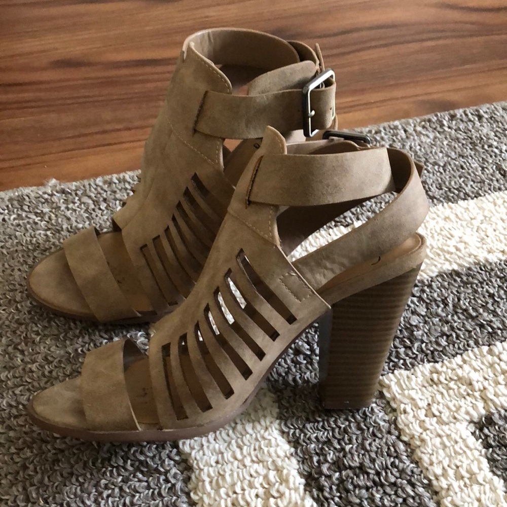 Size 6 gently worn heeled sandals